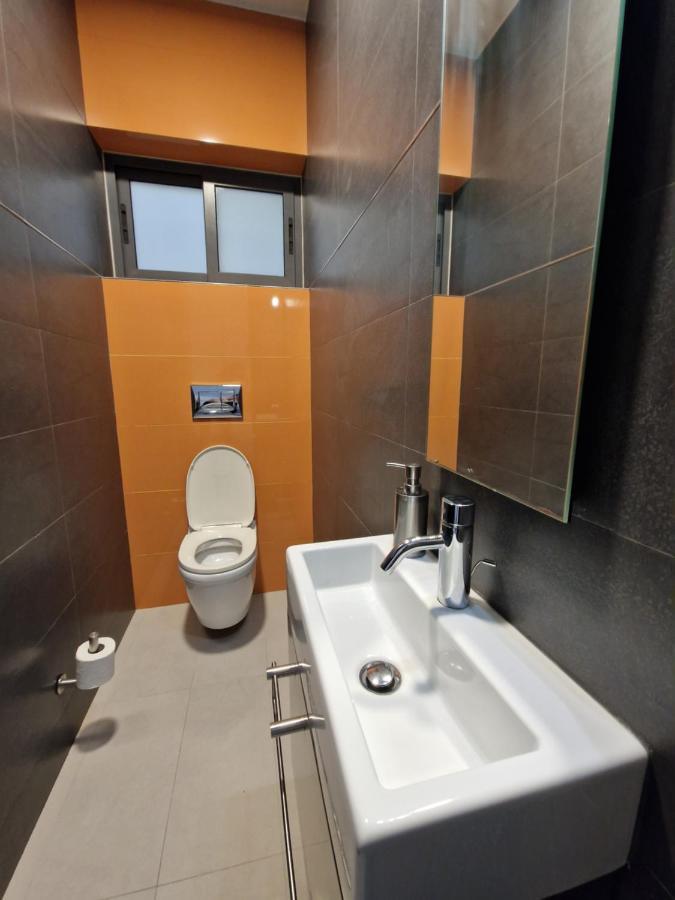 Korzo Suites St. Julian'S Esterno foto